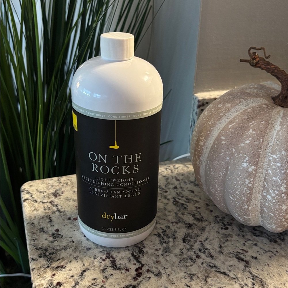 Drybar On The Rocks Conditioner - 1L/33.8 Fluid ounces FULL BOTTLE